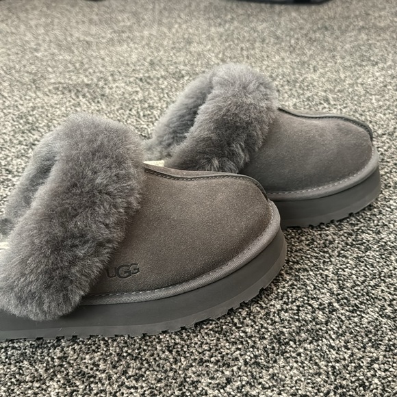 worn twice - Picture 5 of 6